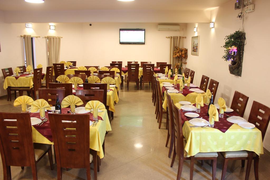 Hotel Лубумбаши Экстерьер фото