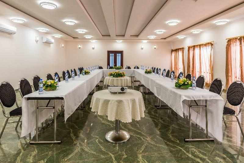 Hotel Лубумбаши Экстерьер фото