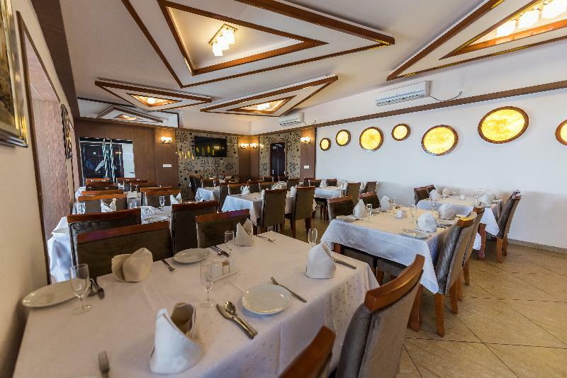 Hotel Лубумбаши Экстерьер фото