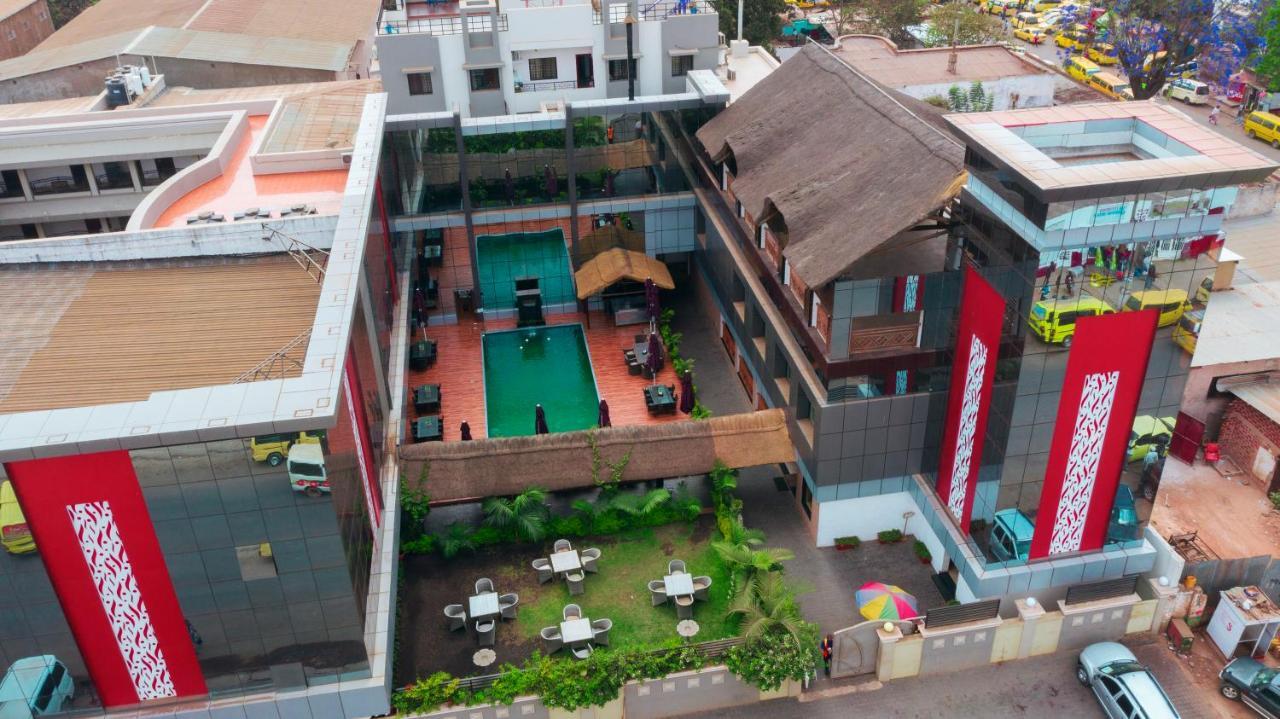 Hotel Лубумбаши Экстерьер фото