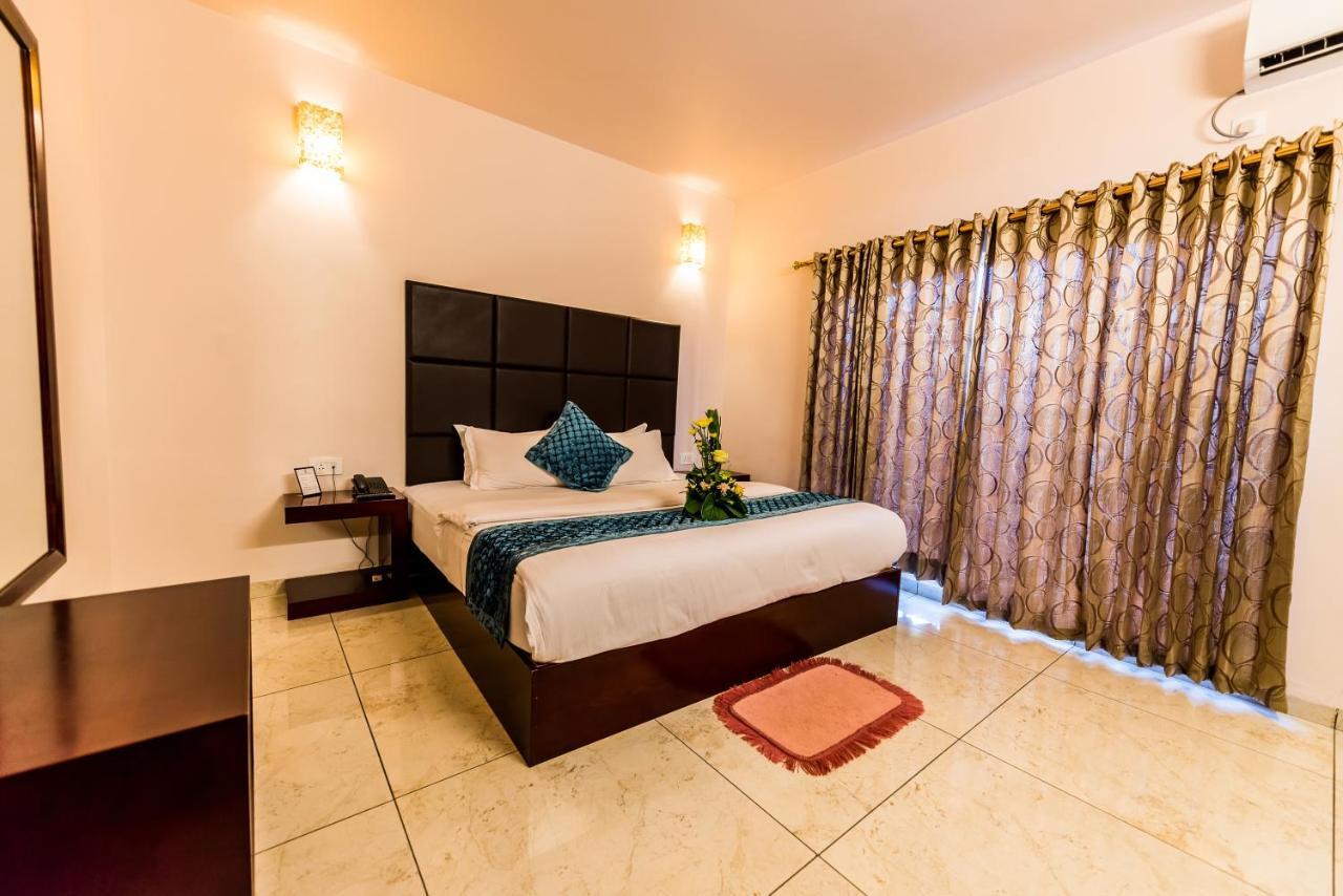 Hotel Лубумбаши Экстерьер фото