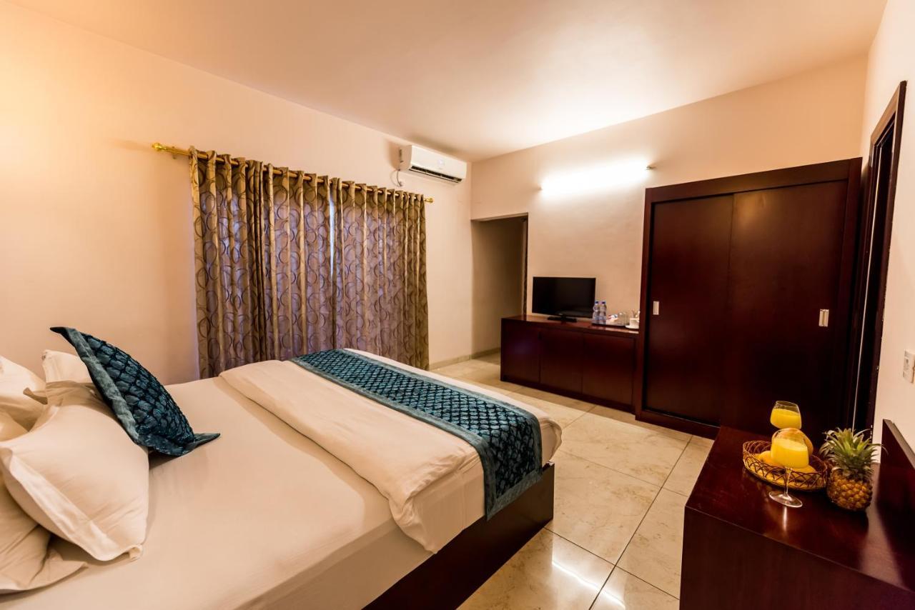 Hotel Лубумбаши Экстерьер фото